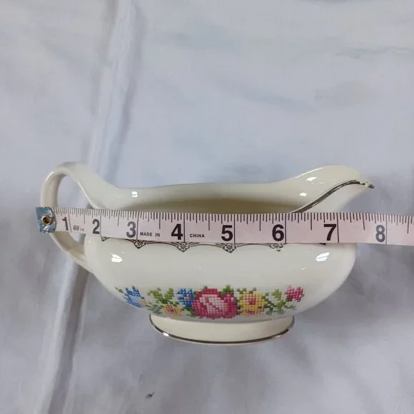 Vintage Homer Laughlin Gravy Boat Eggshell Nautilus O51N5 Floral Needlepoint USA - Picture 10 of 11